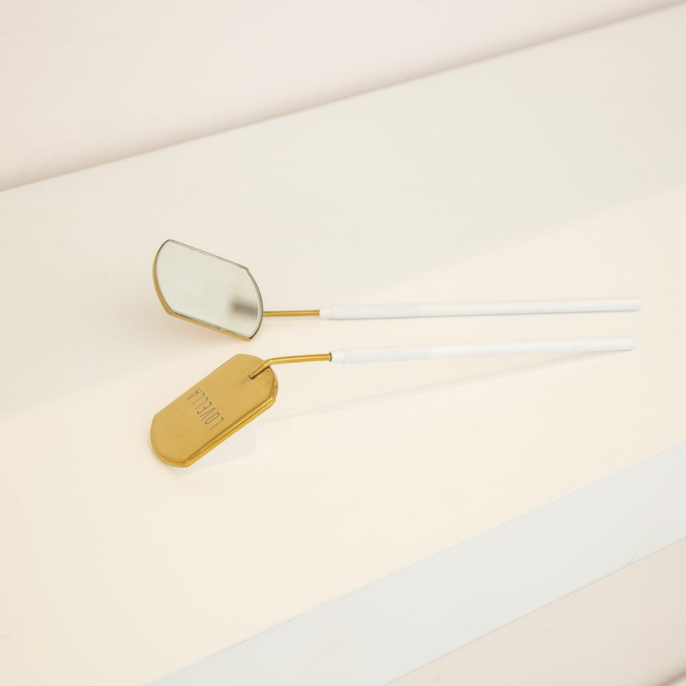 Lovella Lash Mirror
