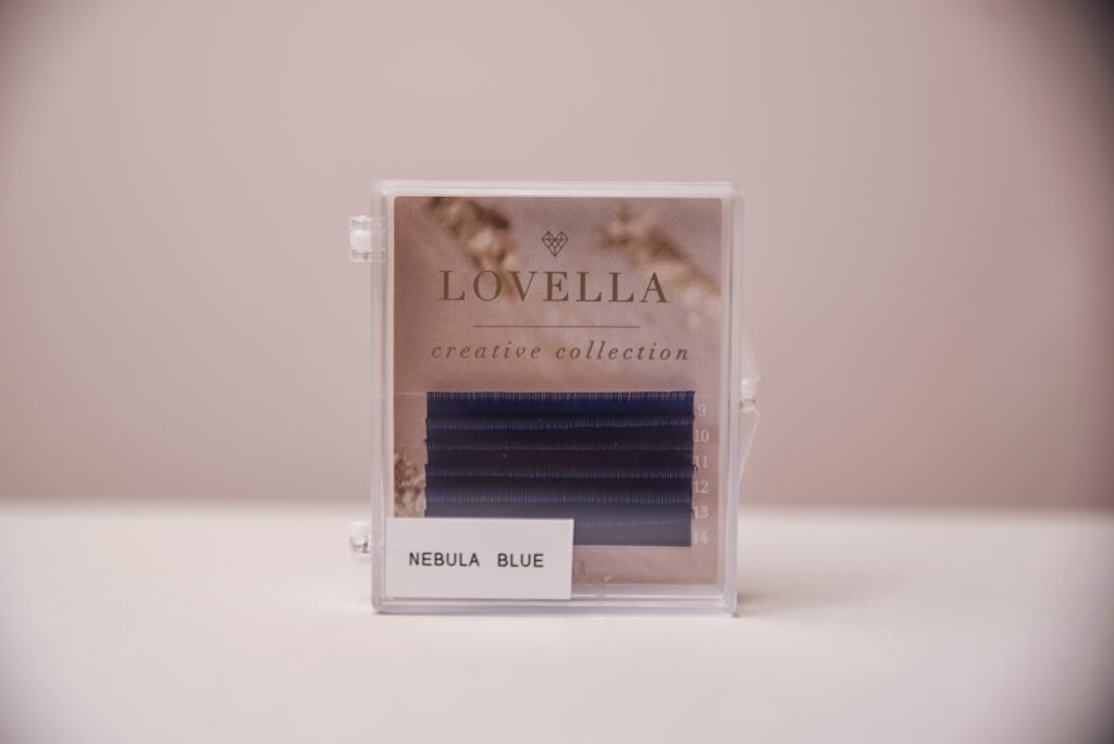 Creative Collection Lashes Nebula Blue
